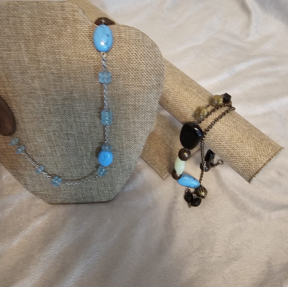 3 Lia Sophia Necklaces - Picture 3 of 10